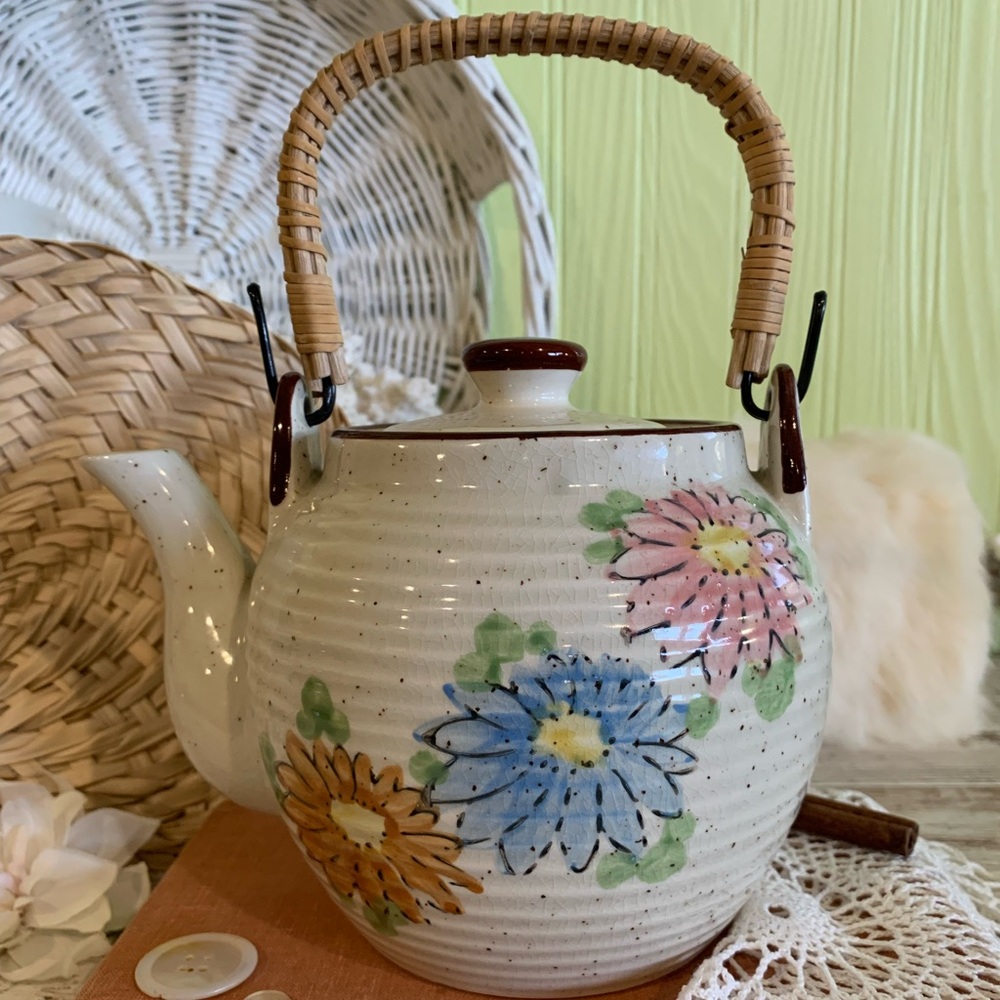Vintage Wicker + Ceramic Floral Teapot 🫖 Unique Home Decor / Gift / Kitchen - Picture 2 of 10